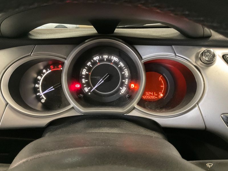 Citroen C3 1.4 HDi Confort — zdjęcie 4