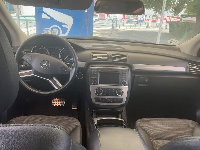 Mercedes-Benz R-Klasse R 350 CDI 4Matic — zdjęcie 12