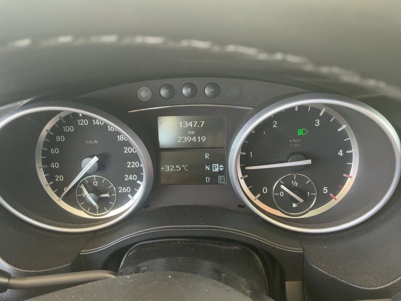 Mercedes-Benz R-Klasse R 350 CDI 4Matic — zdjęcie 13