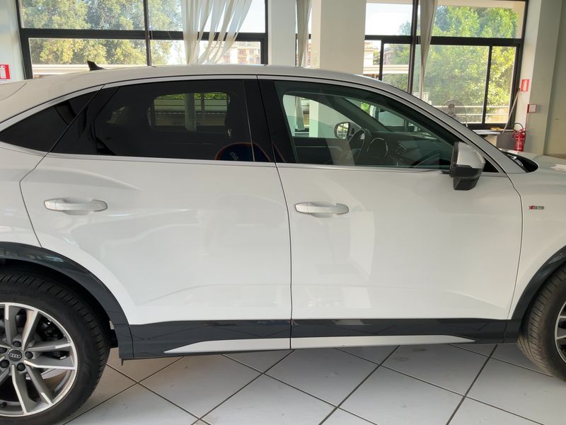 Audi Q3 Sportback 35 TDI S line — zdjęcie 7