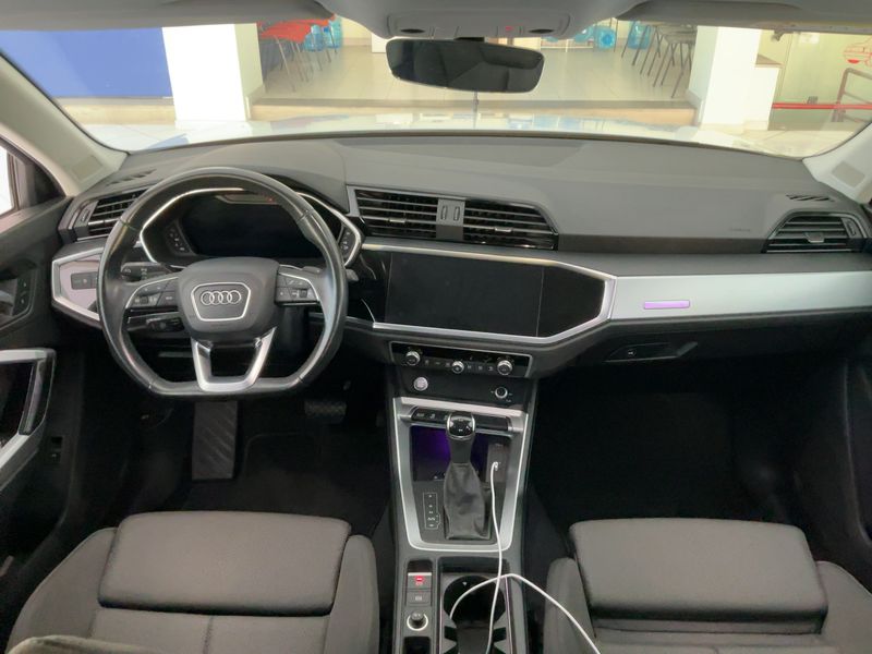 Audi Q3 Sportback 35 TDI S line — zdjęcie 12