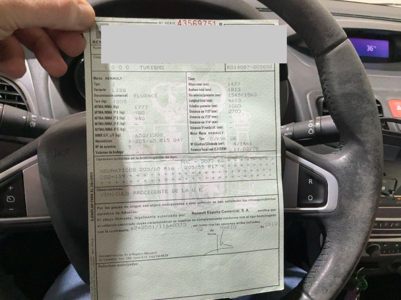 Renault Fluence 1.5 dCi Dynamique — zdjęcie 16