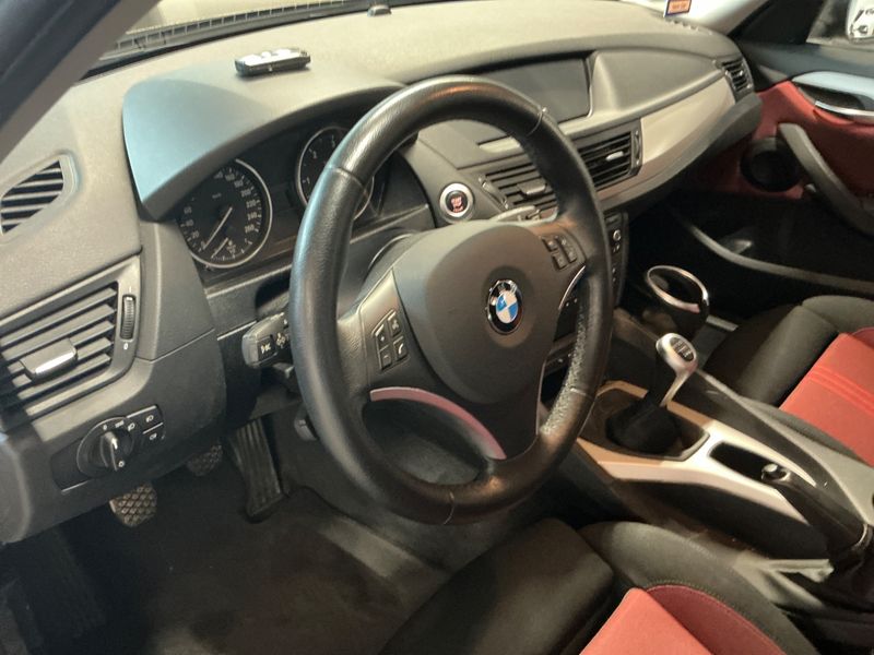 BMW X1 xDrive 18d 2011 – снимка 31