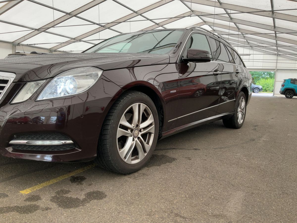 Mercedes-Benz E-Klasse E 200 CDI T BlueEfficiency Avantgarde