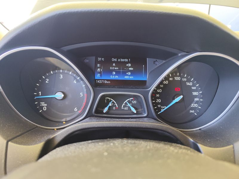 Ford Focus 1.5 TDCi Titanium — zdjęcie 12