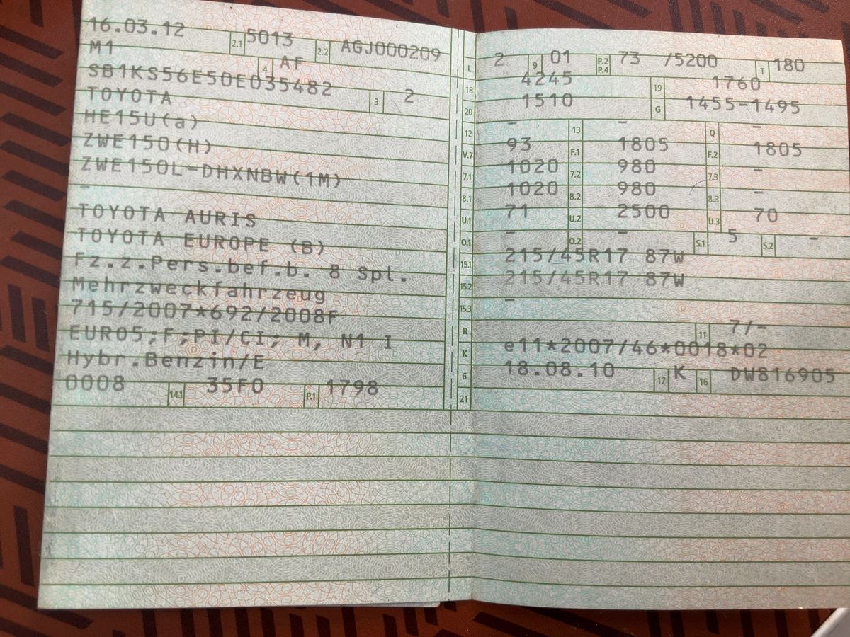 Toyota Auris 1.8 Hybrid Executive