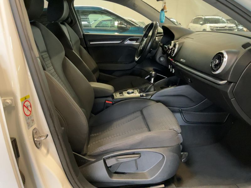 Audi A3 Limousine 1.6 TDI Sport — zdjęcie 11