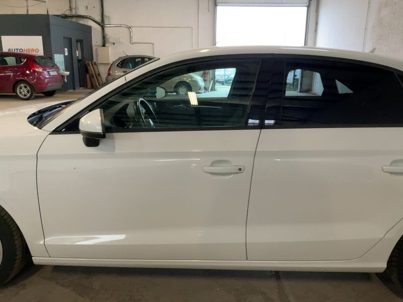 Audi A3 Limousine 1.6 TDI Sport — zdjęcie 4