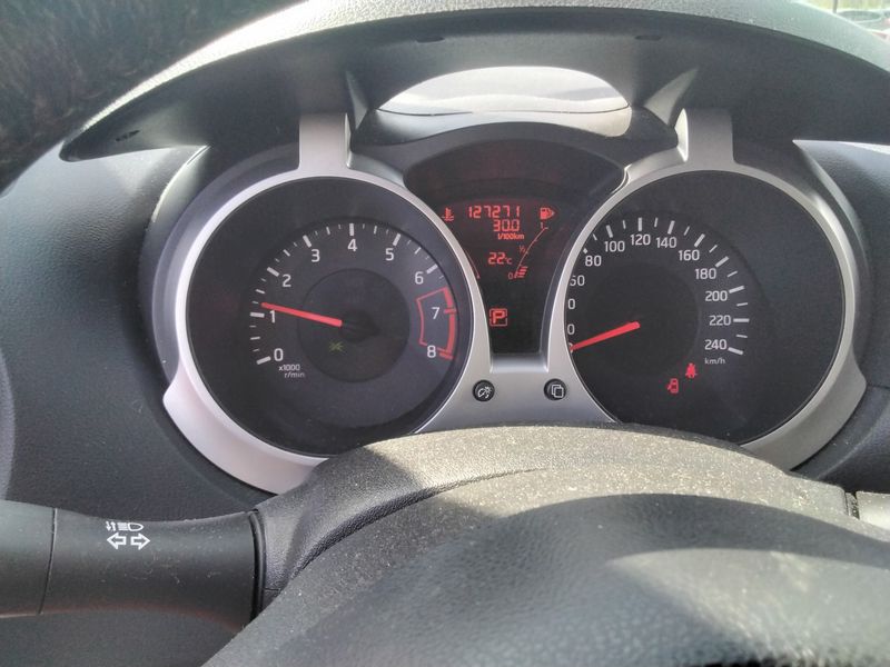 Nissan Juke 1.6 Acenta — zdjęcie 13