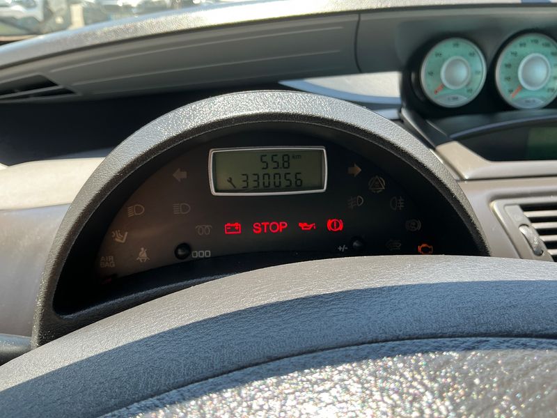 Peugeot 807 2.0 HDi Tendance — zdjęcie 4