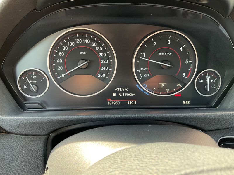 BMW 3er 320d Sport Line 2015 – снимка 19
