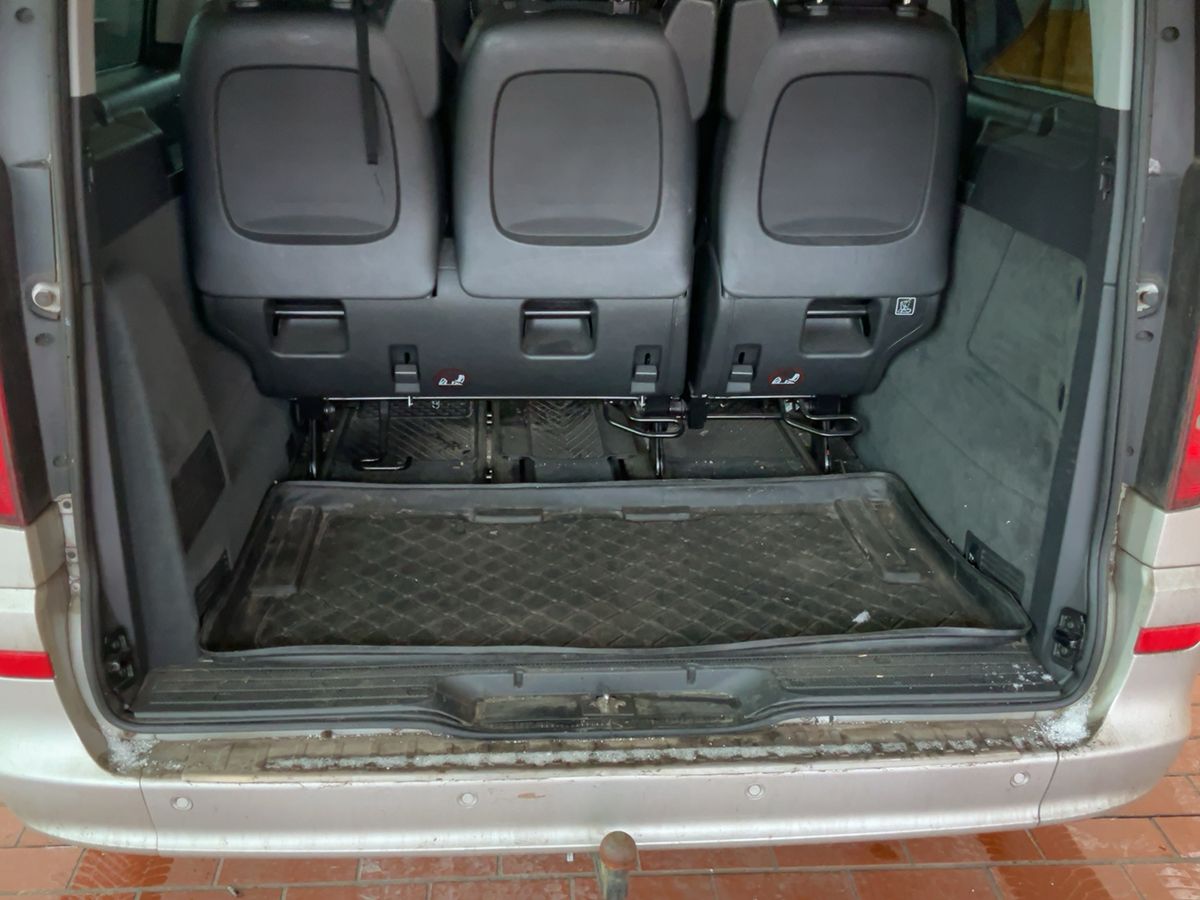 Mercedes-Benz Viano 2013 — photo 16