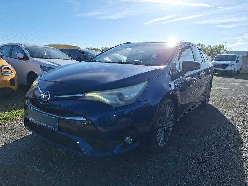 Avensis 2.0 D-4D Executive