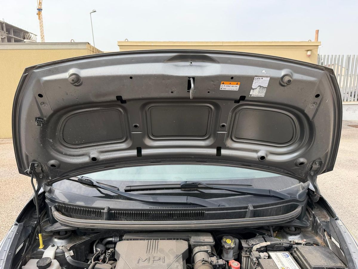 Kia Picanto 2021 — photo 25