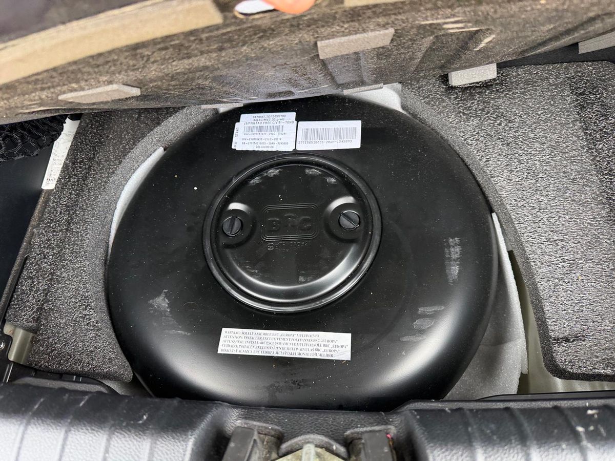 Kia Picanto 2021 — photo 18
