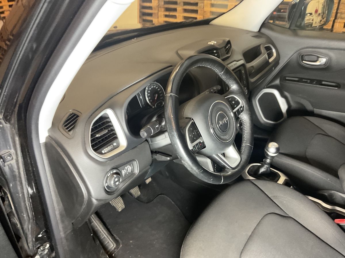 Jeep Renegade 2014 — photo 41