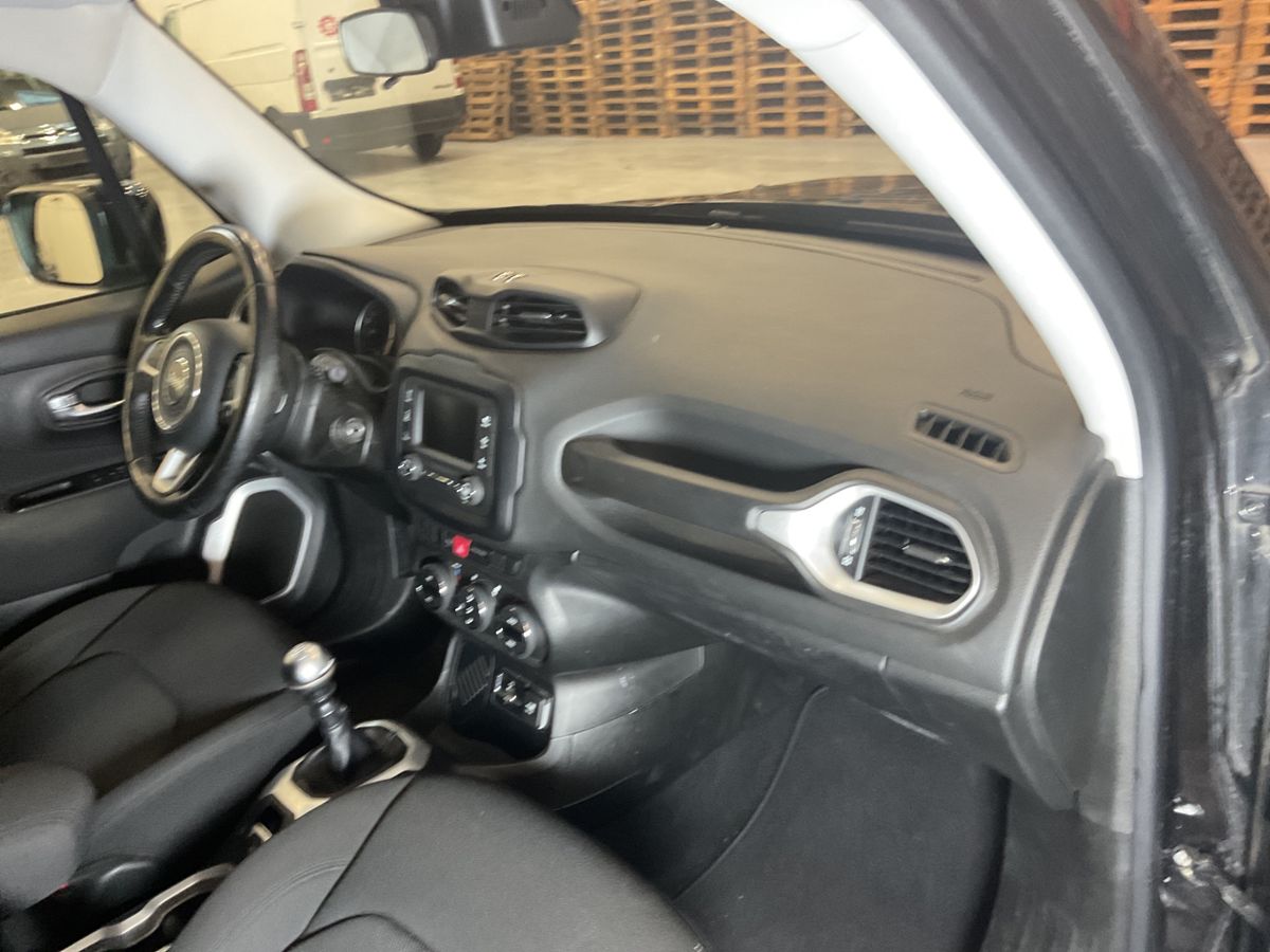 Jeep Renegade 2014 — photo 32