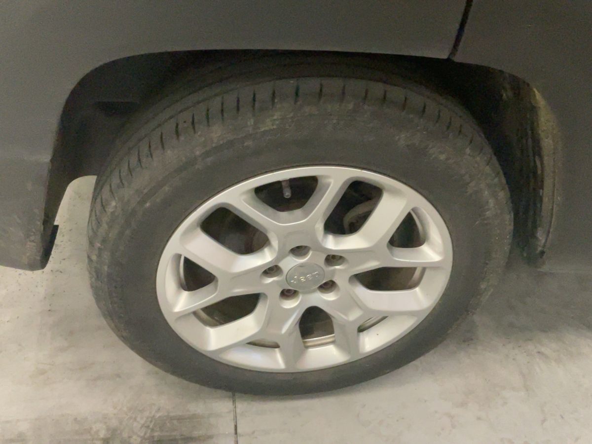 Jeep Renegade 2014 — photo 10