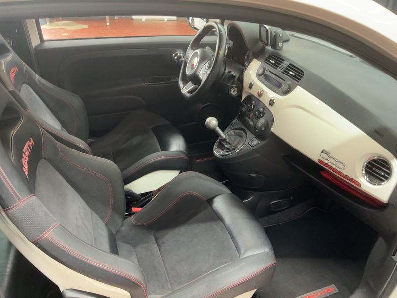 Abarth 500 1.4 Turbo — zdjęcie 11