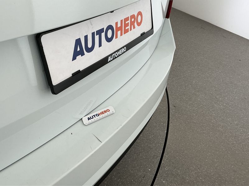 Skoda Octavia 1.6 TDI Style 2018 – снимка 44