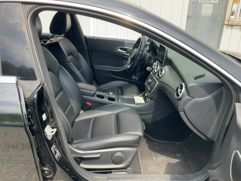 Mercedes-Benz CLA-Klasse CLA 180 d Sensation — zdjęcie 11