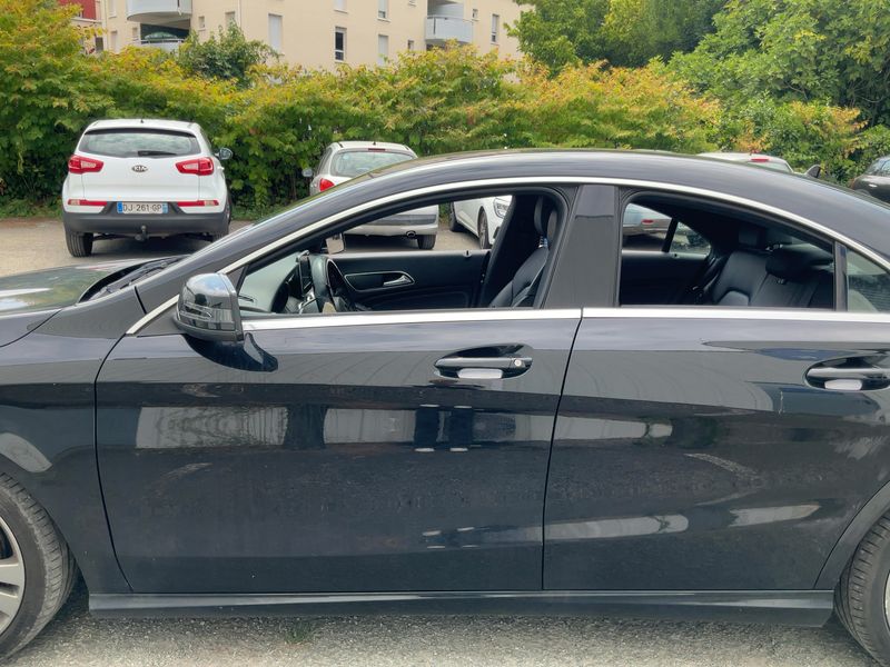 Mercedes-Benz CLA-Klasse CLA 180 d Sensation — zdjęcie 4