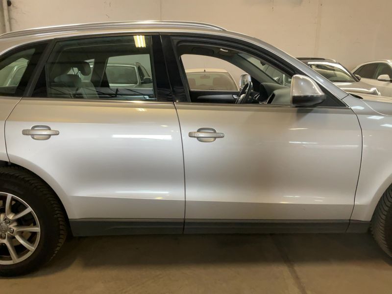 Audi Q5 3.0 V6 TDI quattro Ambiente — zdjęcie 7