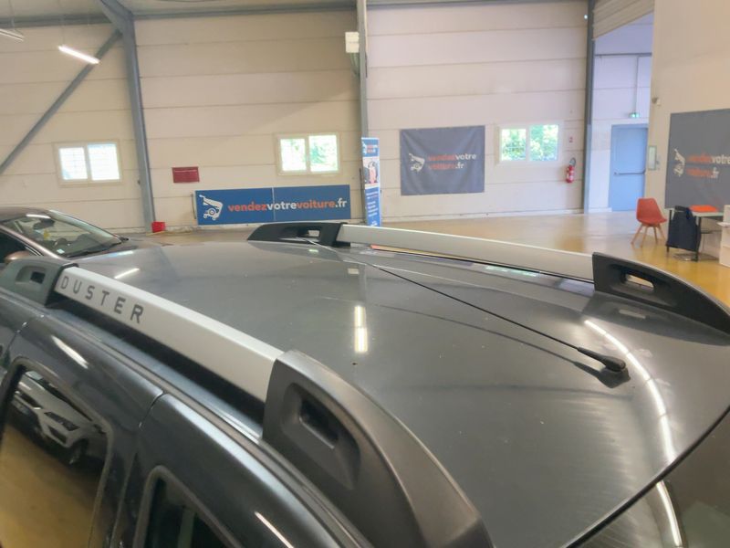 Dacia Duster 1.2 TCe Prestige 4x2 2017 – снимка 13