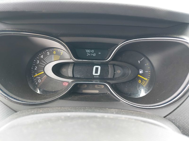 Renault Captur 0.9 Energy Intens — zdjęcie 12