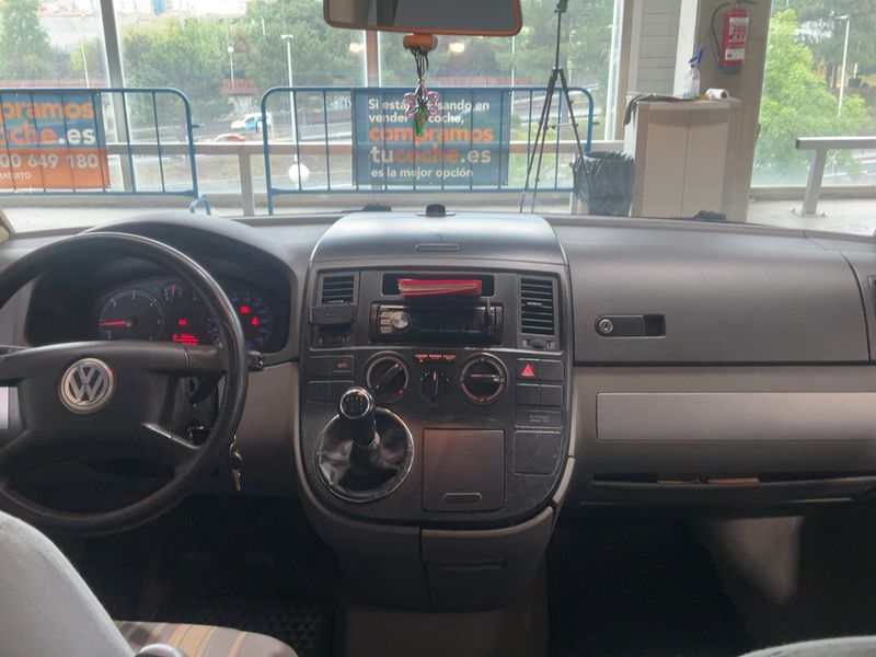 Volkswagen T5 California 2.5 TDI Trendline Aufstelldach — zdjęcie 12