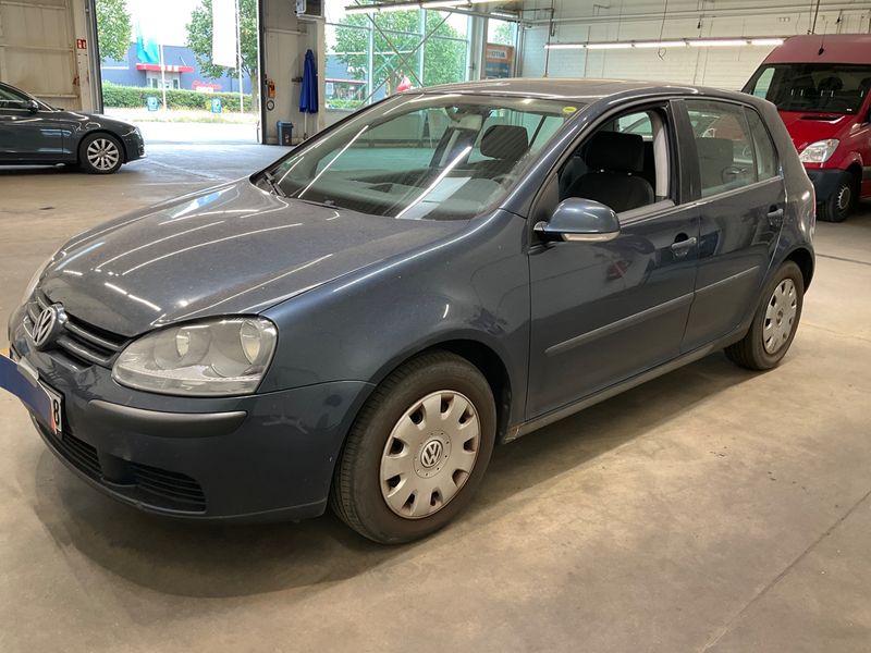 Golf V 1.4 FSI Trendline
