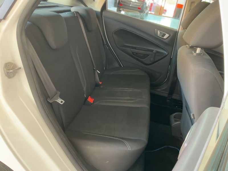 Ford Fiesta 1.5 TDCi Trend — zdjęcie 14