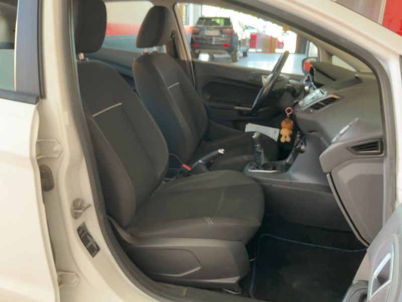 Ford Fiesta 1.5 TDCi Trend — zdjęcie 11