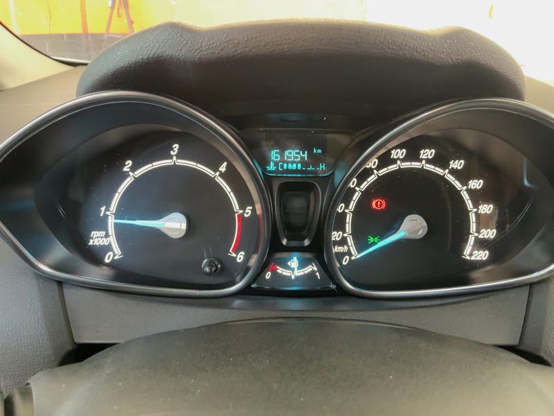 Ford Fiesta 1.5 TDCi Trend — zdjęcie 13