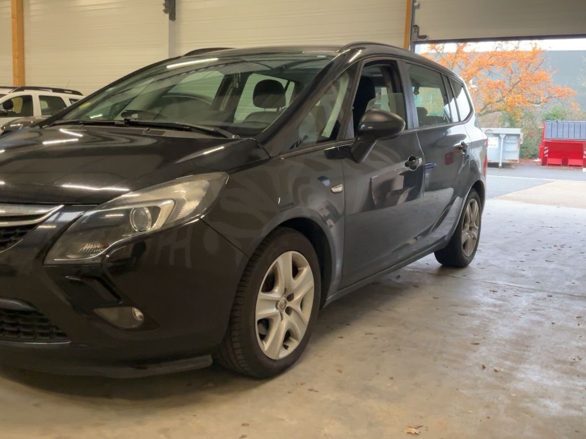 Opel Zafira Tourer 2.0 CDTI Business Connect