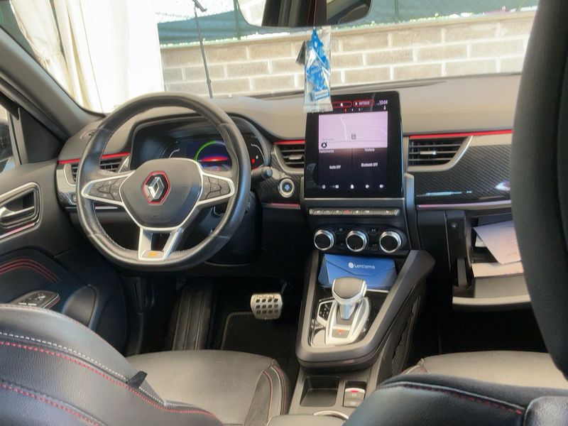 Renault Arkana 1.6 Hybrid E-Tech R.S. Line — zdjęcie 12
