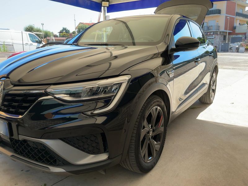 Renault Arkana 1.6 Hybrid E-Tech R.S. Line — zdjęcie 2