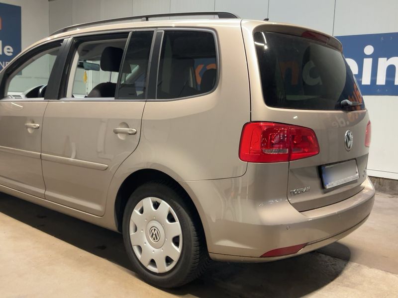 Volkswagen Touran 1.2 TSI Comfortline BlueMotion Tech — zdjęcie 3
