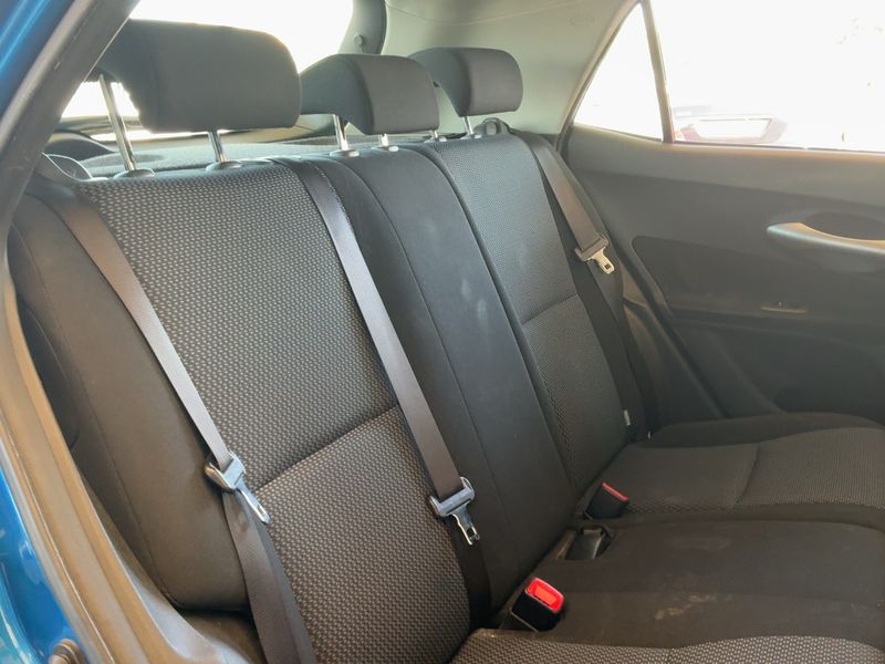 Toyota Auris 1.4 Turbodiesel Active — zdjęcie 14