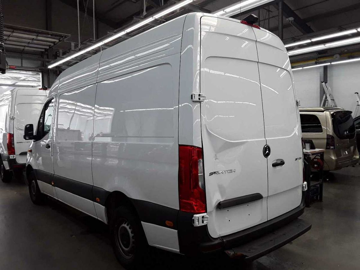 Mercedes-Benz Sprinter 317 CDI RWD PRO L2