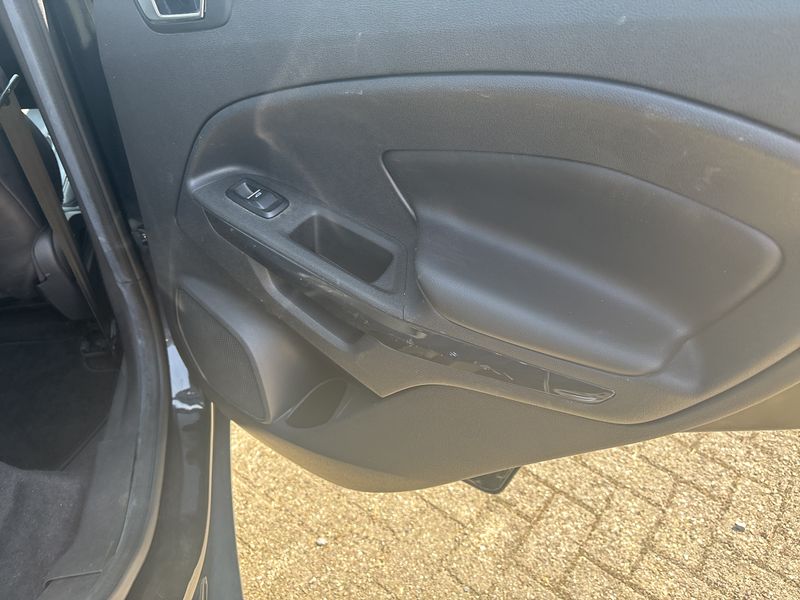 Ford EcoSport 1.0 EcoBoost Titanium 2016 – снимка 20