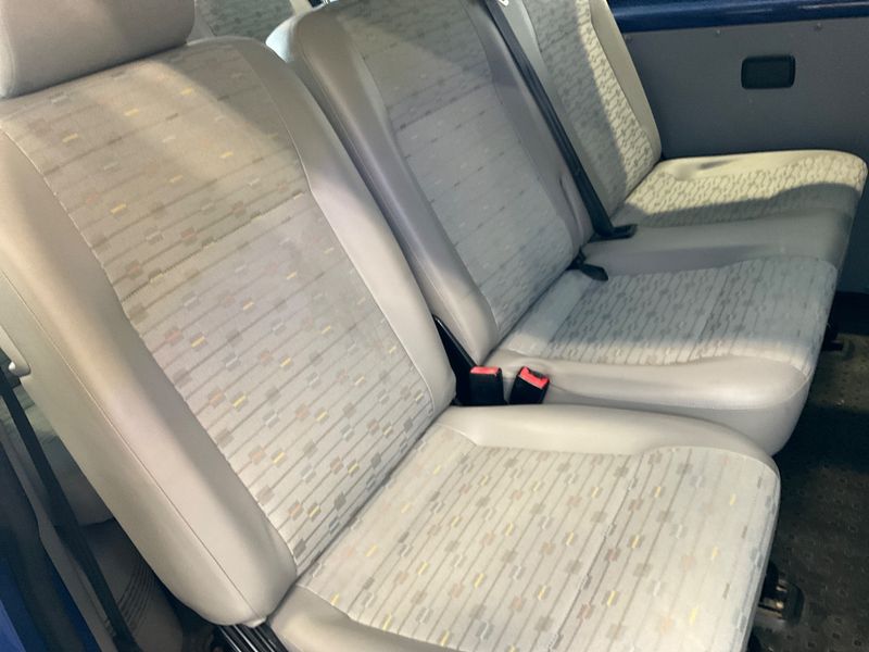 Volkswagen T5 Kombi 2.0 TDI 2012 – снимка 58