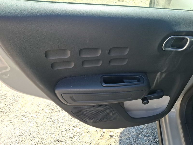 Citroen C3 1.2 PureTech YOU 2021 – снимка 29