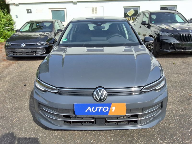Volkswagen Golf VIII 1.5 TSI Goal — zdjęcie 7