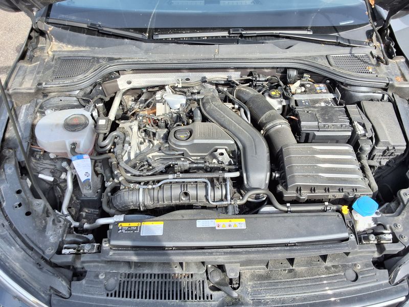Volkswagen Golf VIII 1.5 TSI Goal — zdjęcie 8
