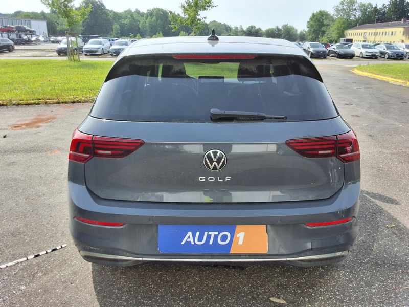 Volkswagen Golf VIII 1.5 TSI Goal — zdjęcie 4