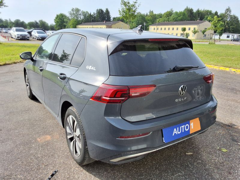 Volkswagen Golf VIII 1.5 TSI Goal — zdjęcie 3