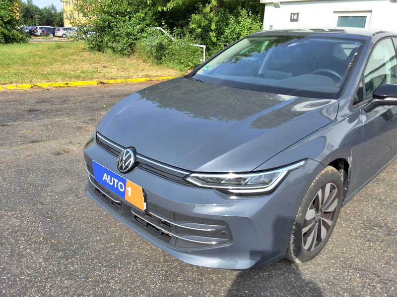 Volkswagen Golf VIII 1.5 TSI Goal — zdjęcie 2