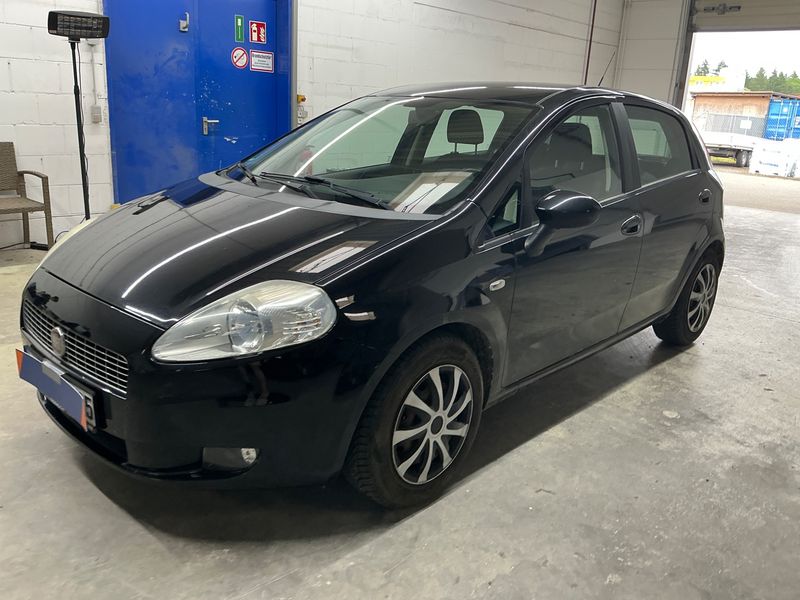 Fiat Grande Punto 1.4 Start — zdjęcie 1