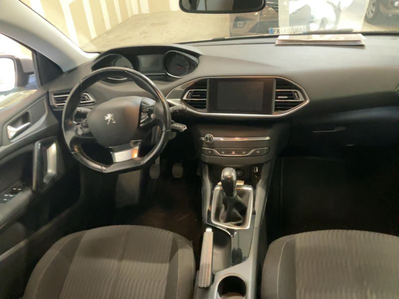 Peugeot 308 1.6 Blue-HDi Active — zdjęcie 12